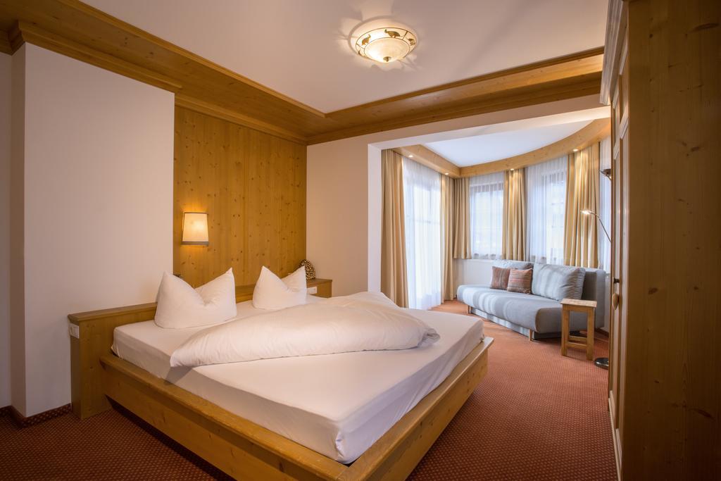 Ferienwohnungen Baeckenhaus Stumm Luaran gambar